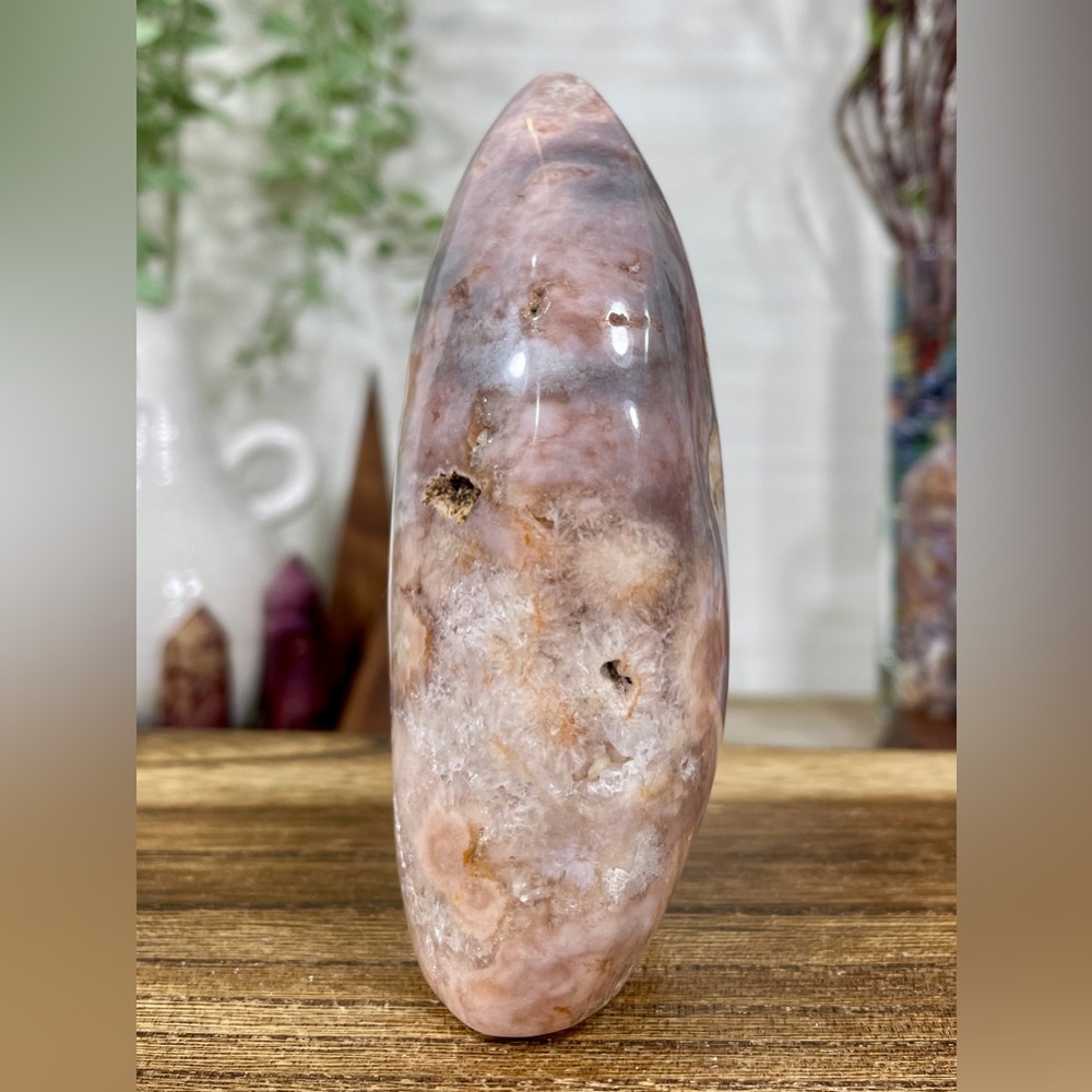 0635 Pink Amethyst Crystal Mountain Carving - Picture 4 of 9